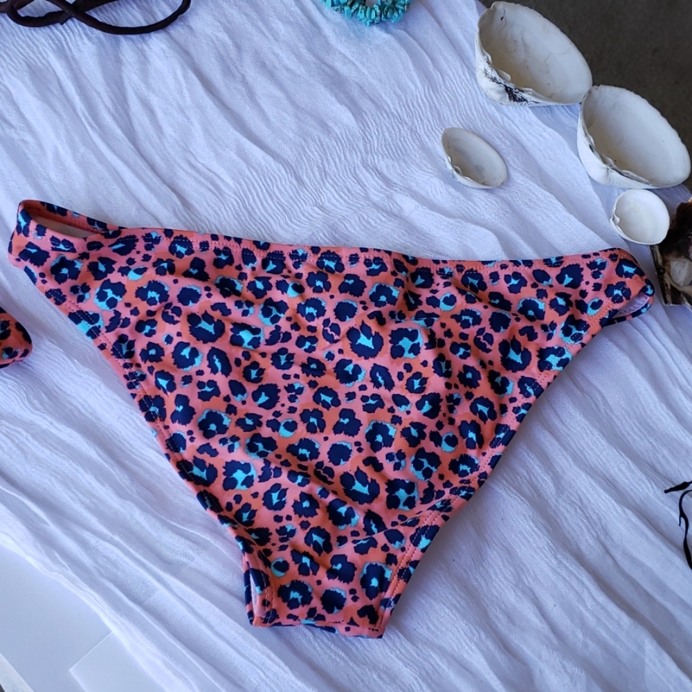 Bikini Bottom - Picture 6 of 7